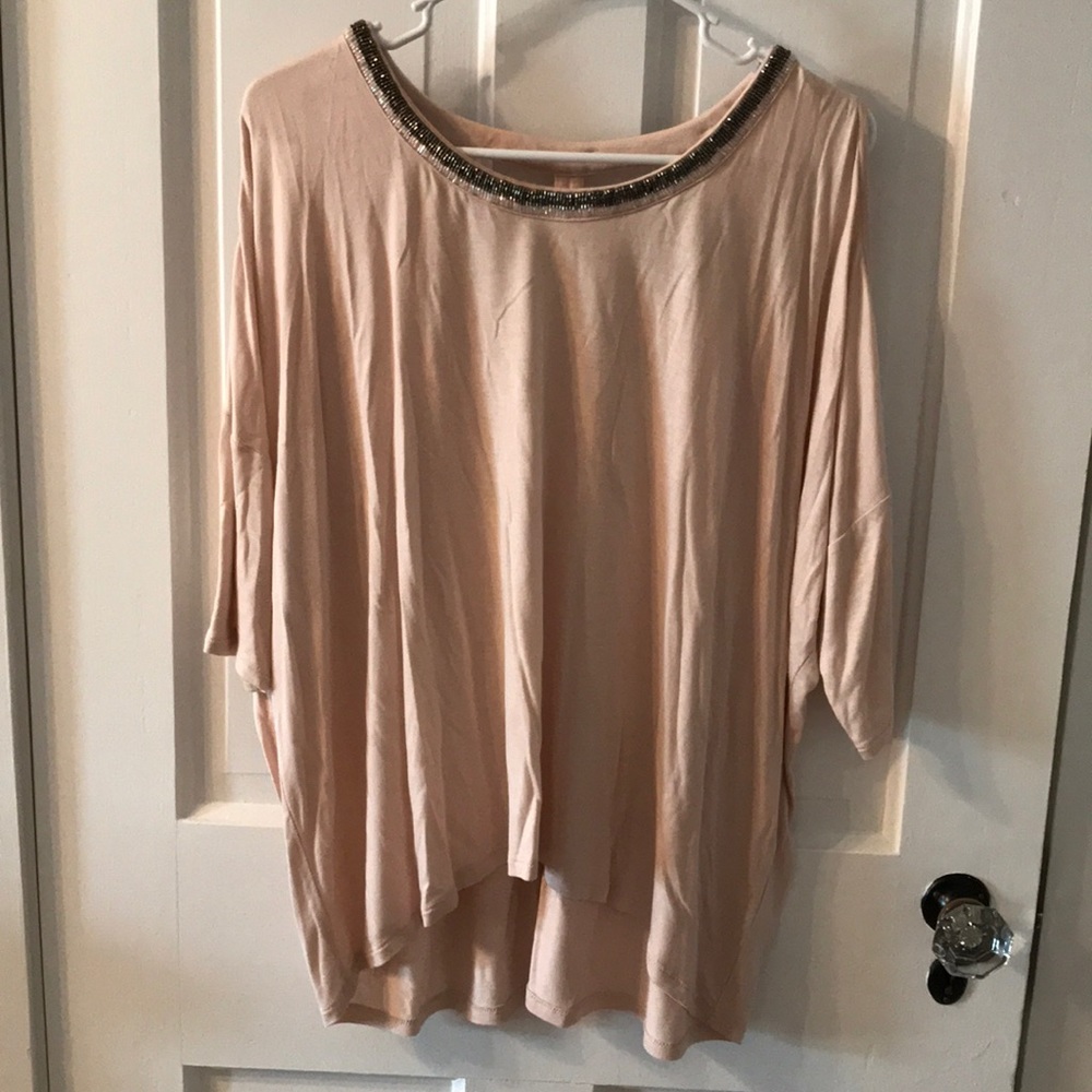 Jennifer Lopez Cold Shoulder Top